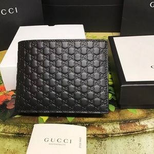 GUCCI MENS WALLET BLACK WITH ID SLOT COLLECTOR ITEM SOLD OUT